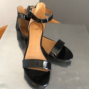 14th & union Justine - black faux patent shoes